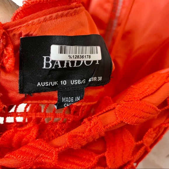 Bardot Gemma Lace Halter Dress Size 6 - Picture 6 of 7